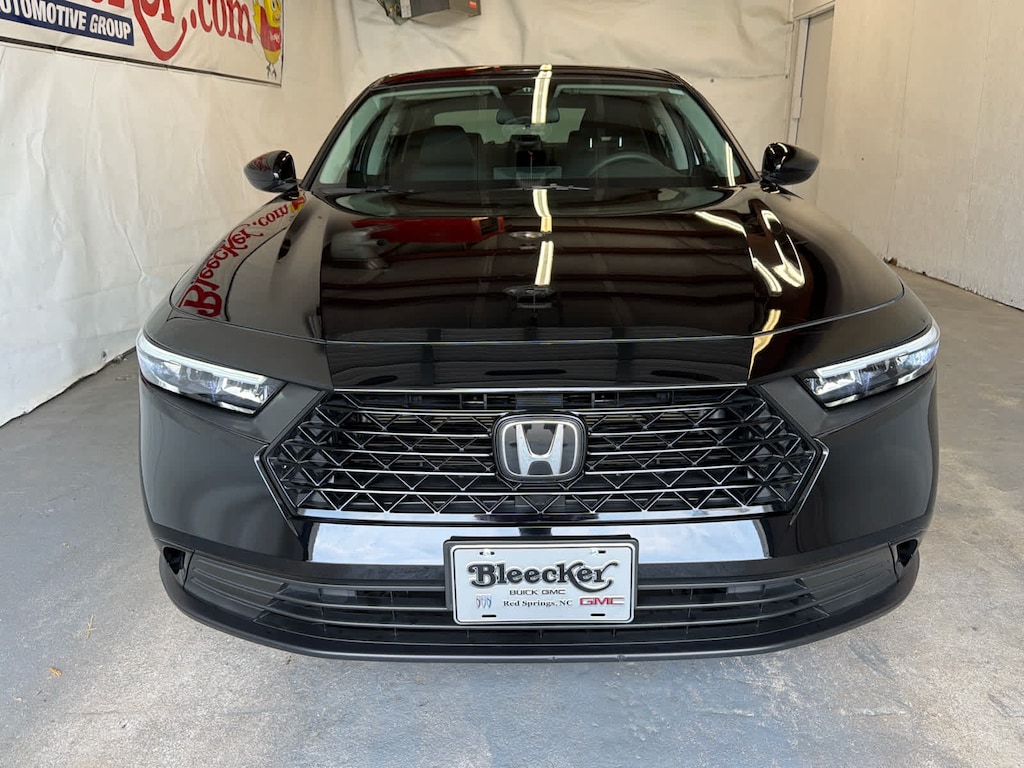 Used 2025 Honda Accord Sedan SE