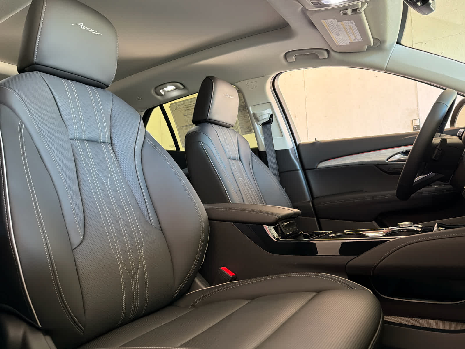 2026 Buick Envision Avenir - Photo 31