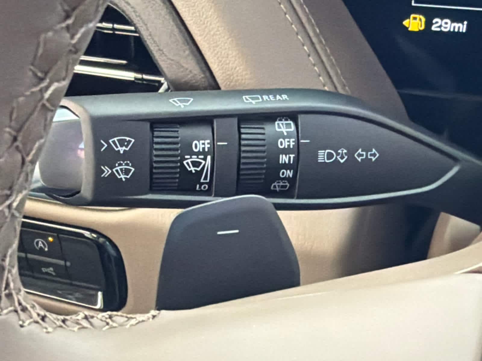 2026 GMC Yukon Denali - Photo 40