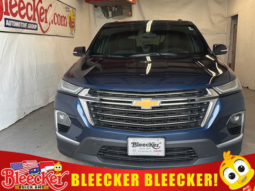 Used 2023 Chevrolet Traverse LT Cloth SUV