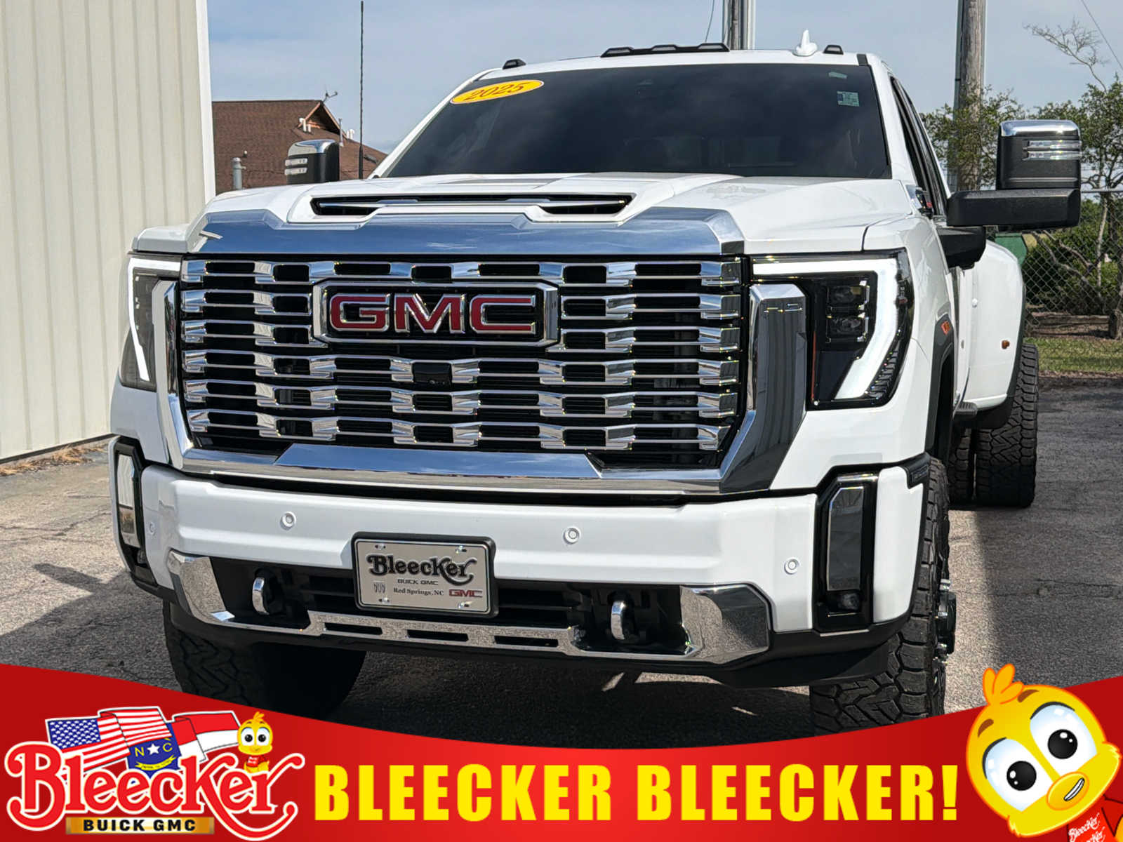 2025 GMC Sierra 4WD Crew Cab Long Box DRW Denali's photo