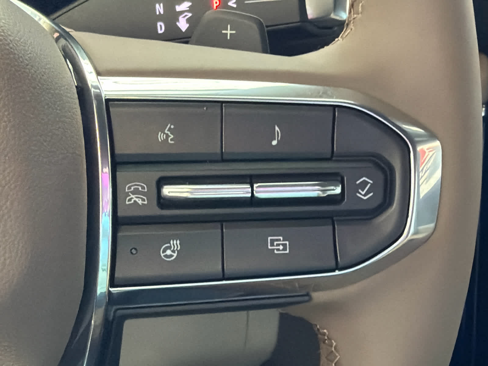 2026 GMC Yukon Denali - Photo 41