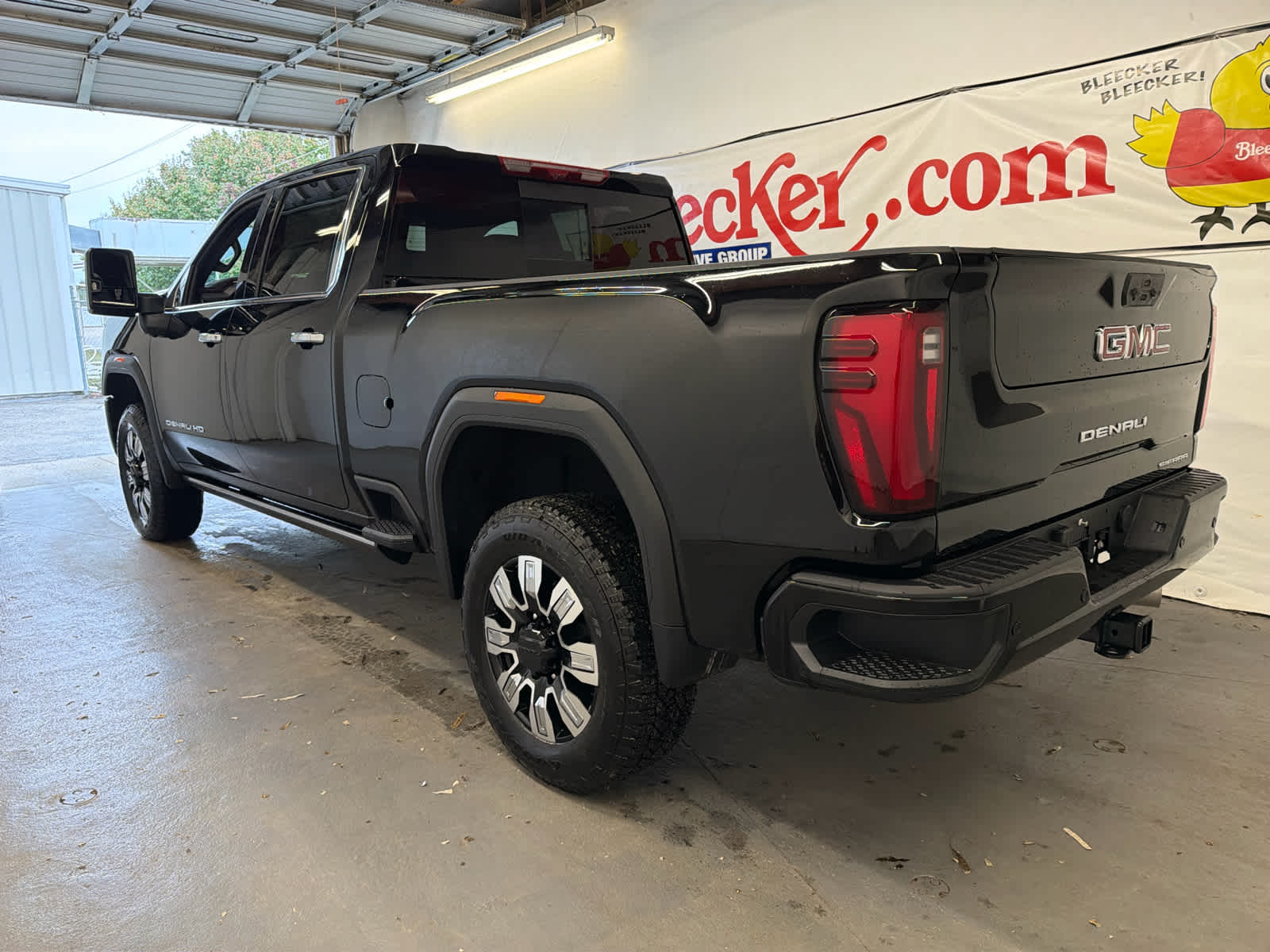 2026 GMC Sierra 2500HD Denali - Photo 8