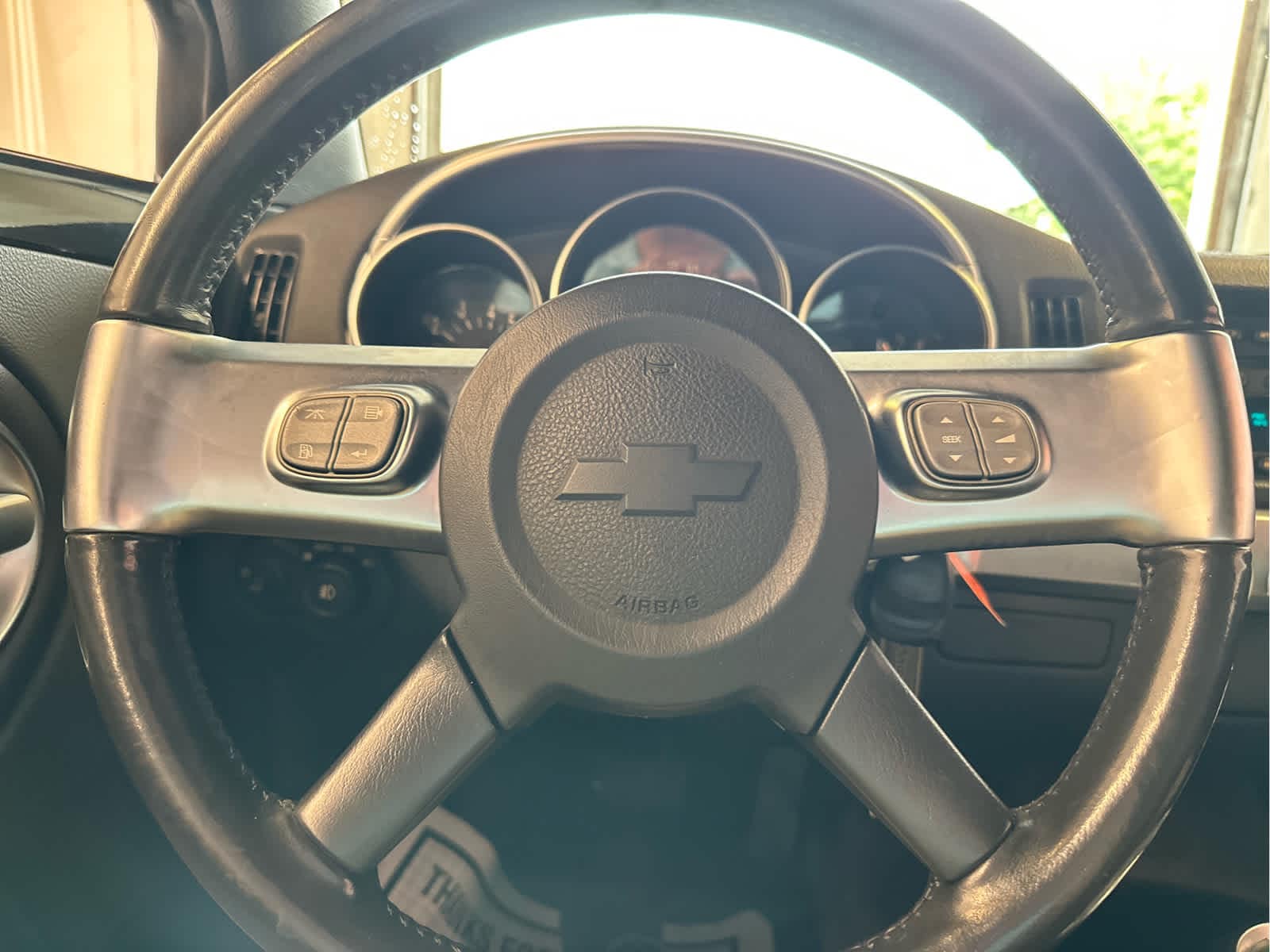 2004 Chevrolet SSR LS - Photo 27