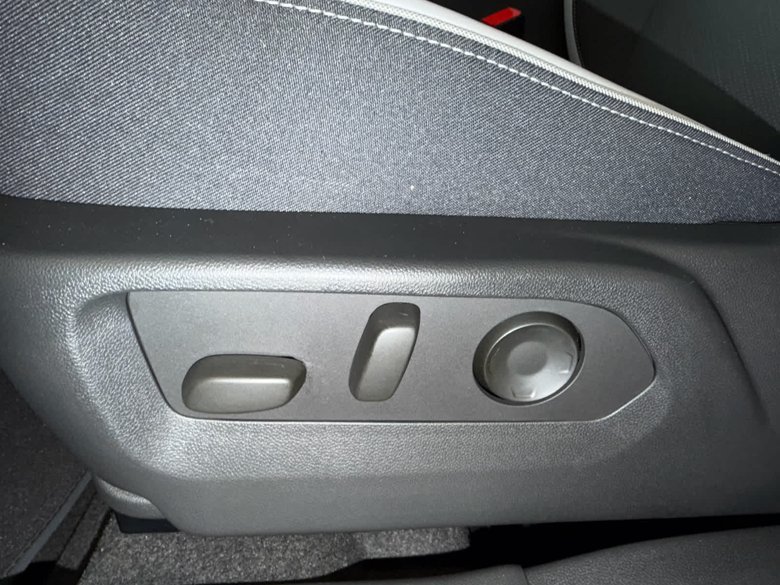 2026 Buick Envision Sport Touring - Photo 19