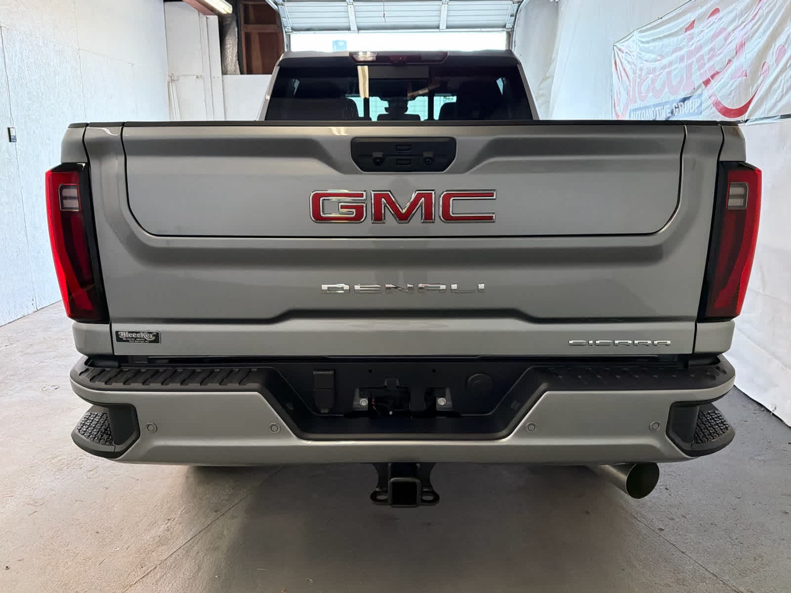 2026 GMC Sierra 2500HD Denali - Photo 6