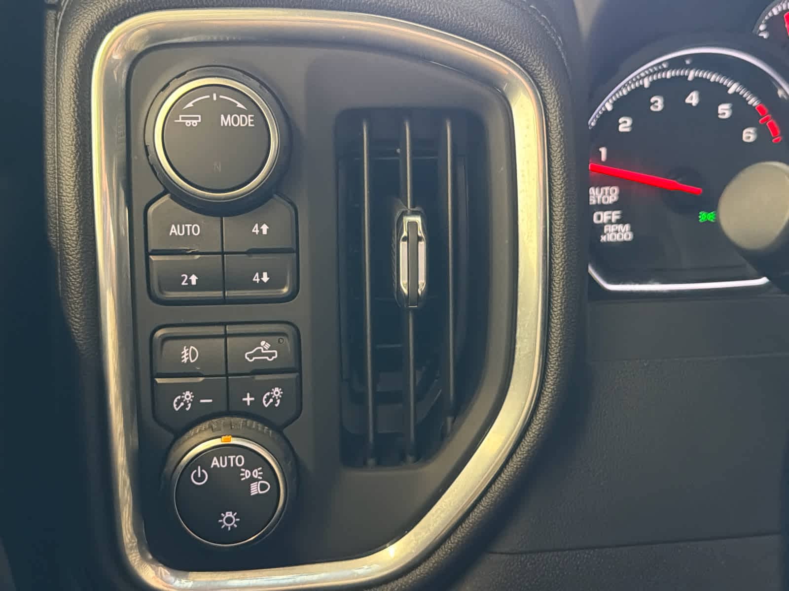 2022 Chevrolet Silverado 1500 Limited RST - Photo 42