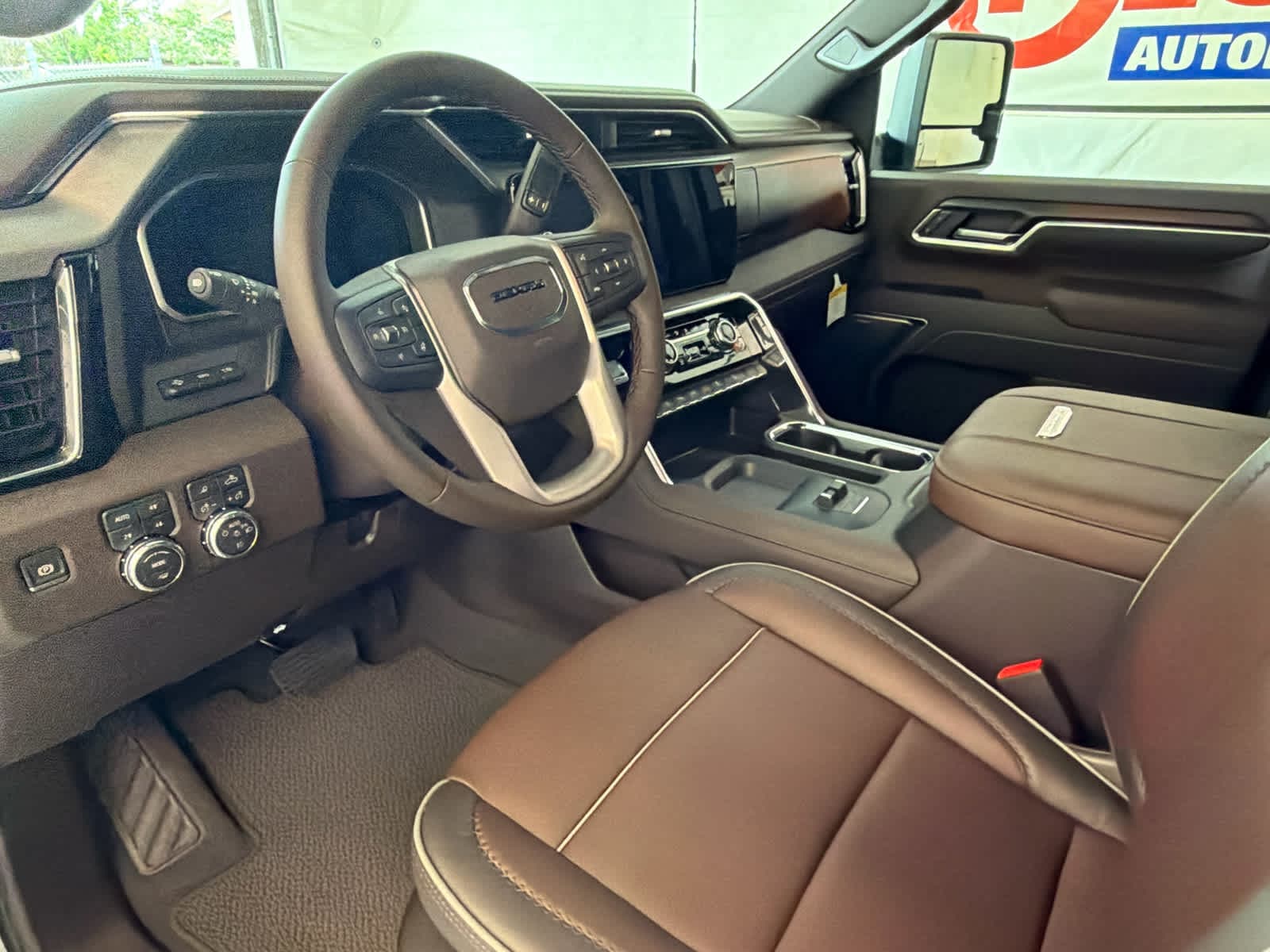 2026 GMC Sierra 2500HD Denali - Photo 17