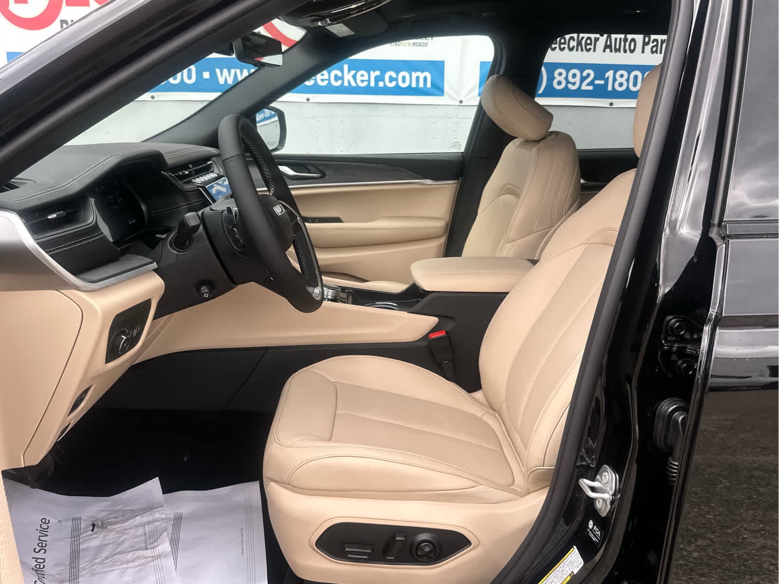 2025 Jeep Grand Cherokee L Limited - Photo 29