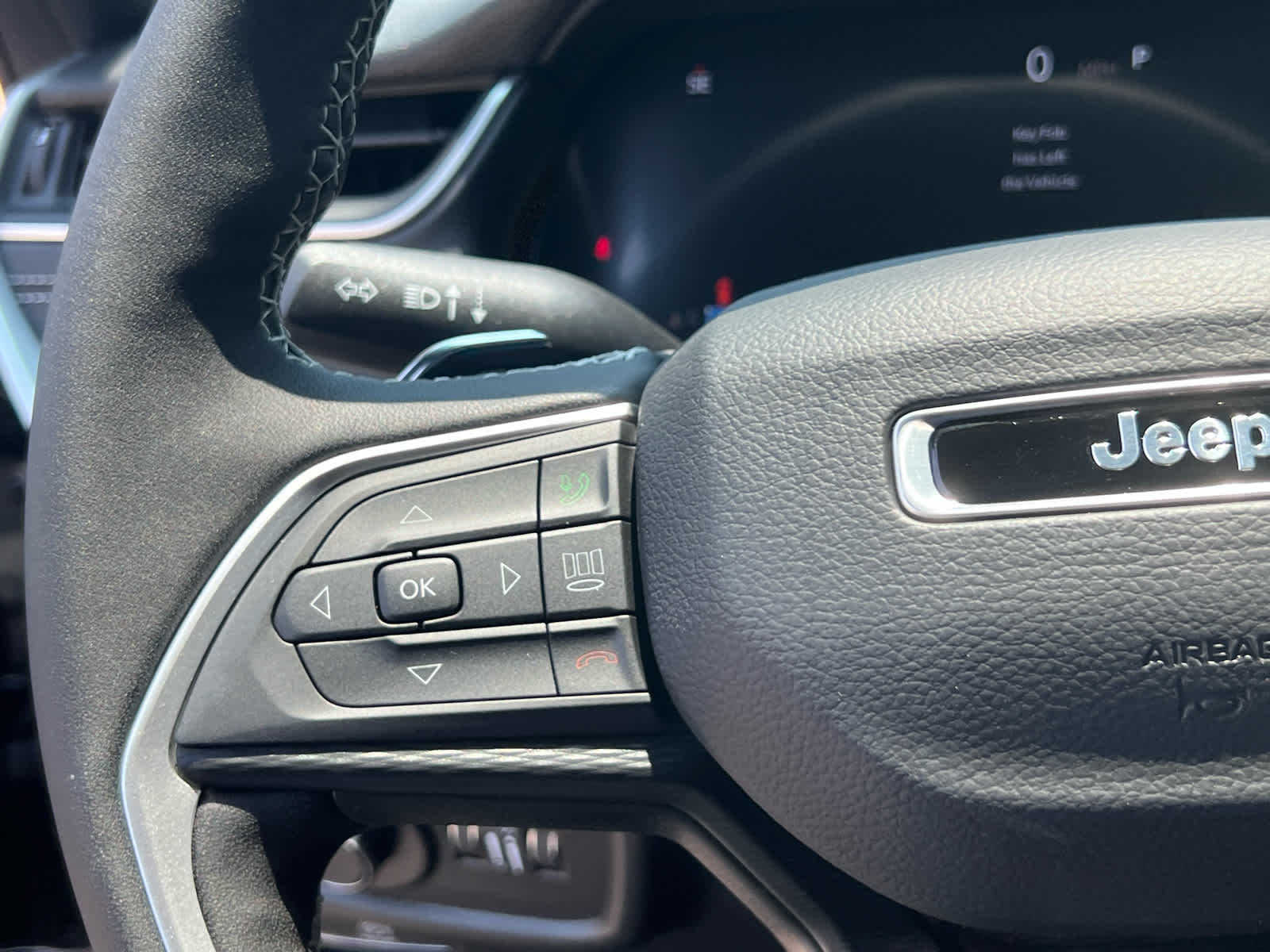 2025 Jeep Grand Cherokee Laredo - Photo 28