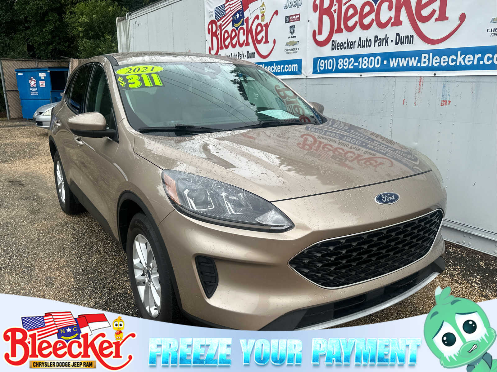 2021 Ford Escape SE's photo