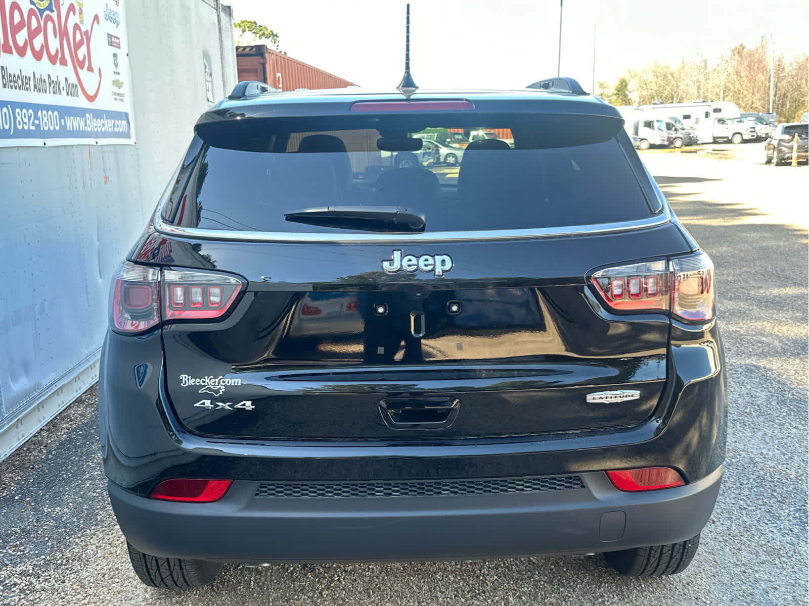 2025 Jeep Compass Latitude photo 4