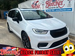 2026 Chrysler Pacifica Limited Passenger Van