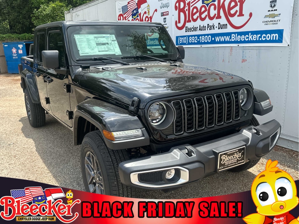 New 2025 Jeep Gladiator Sport Pickup