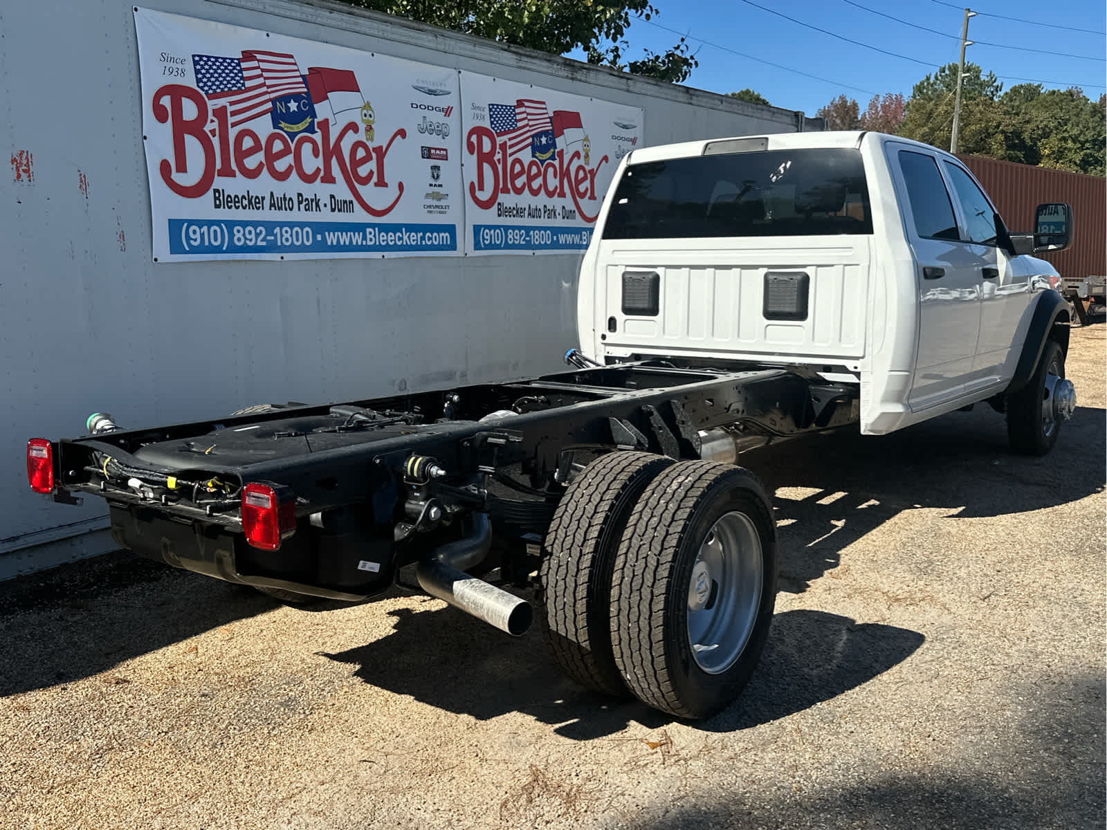 2026 Ram 4500 Tradesman photo 3