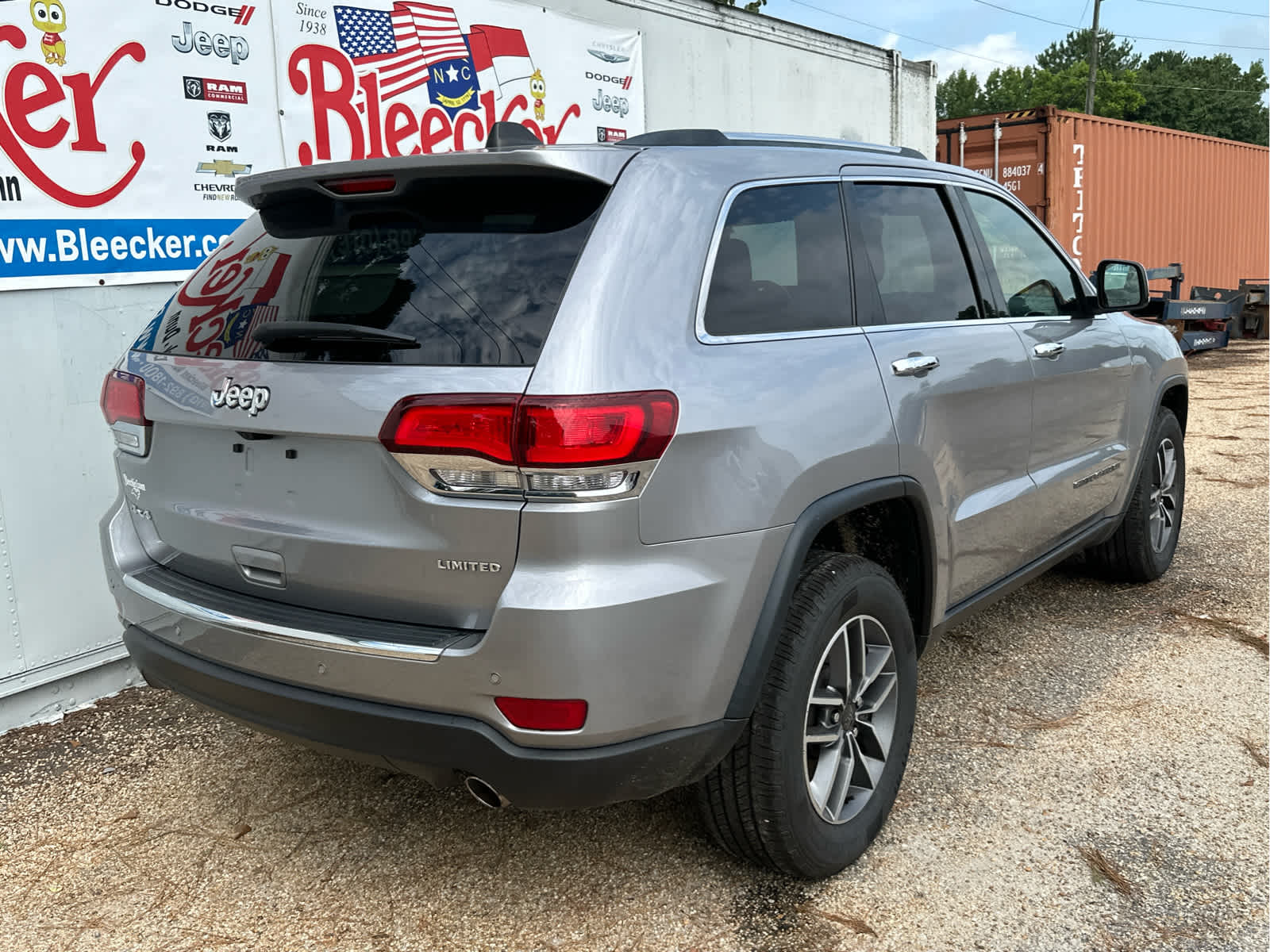 2021 Jeep Grand Cherokee Limited photo 3