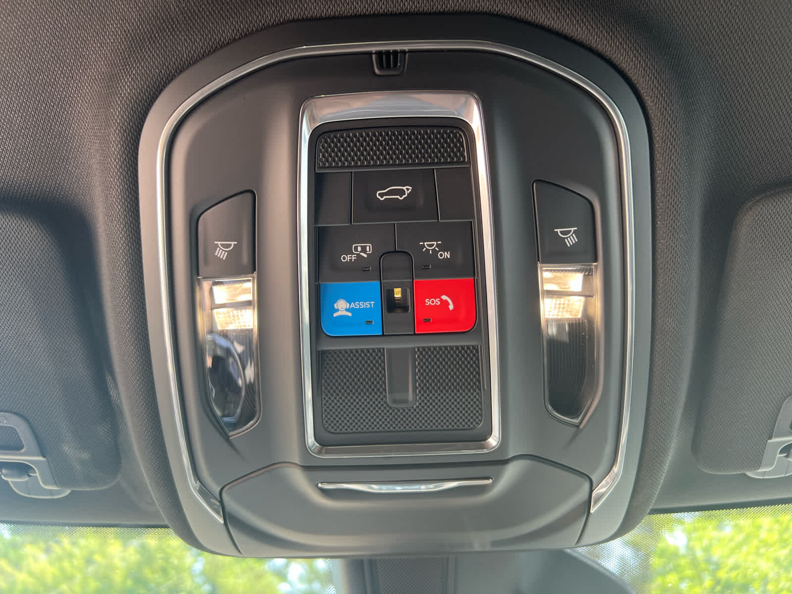 2025 Jeep Grand Cherokee Laredo - Photo 37
