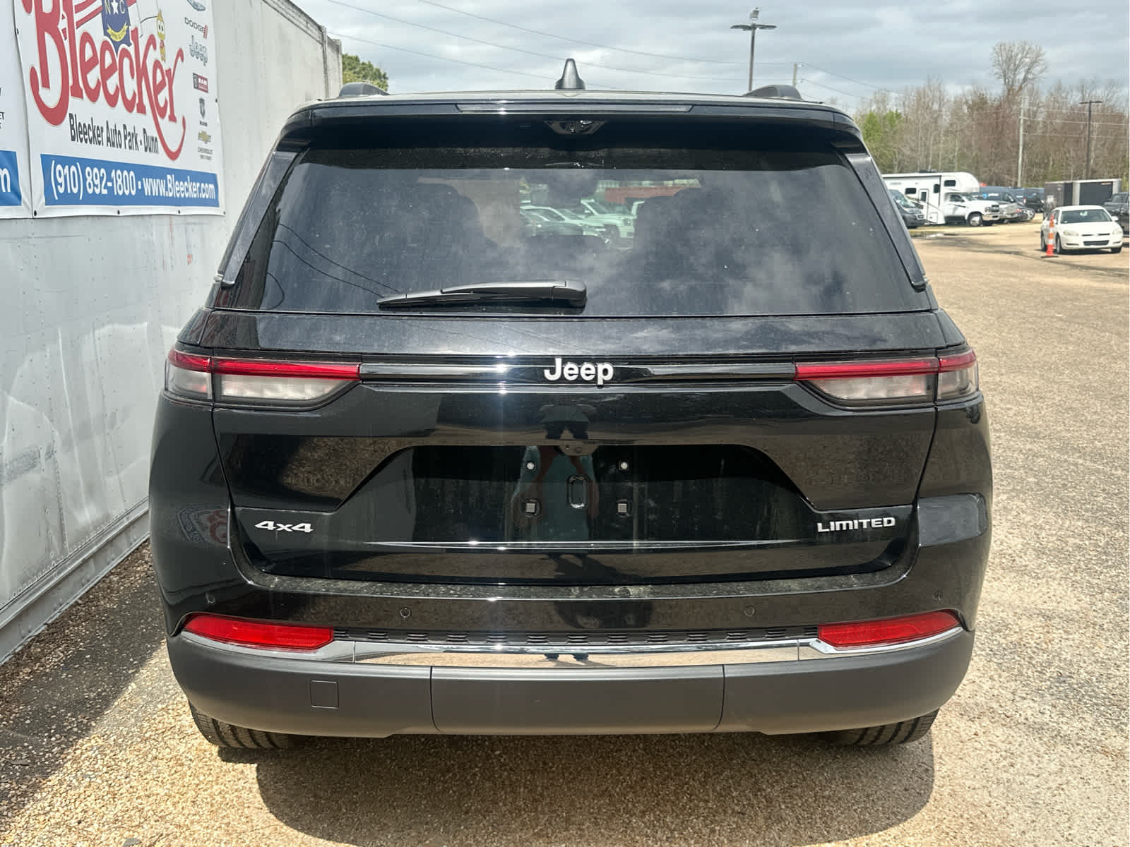 2025 Jeep Grand Cherokee Limited photo 4