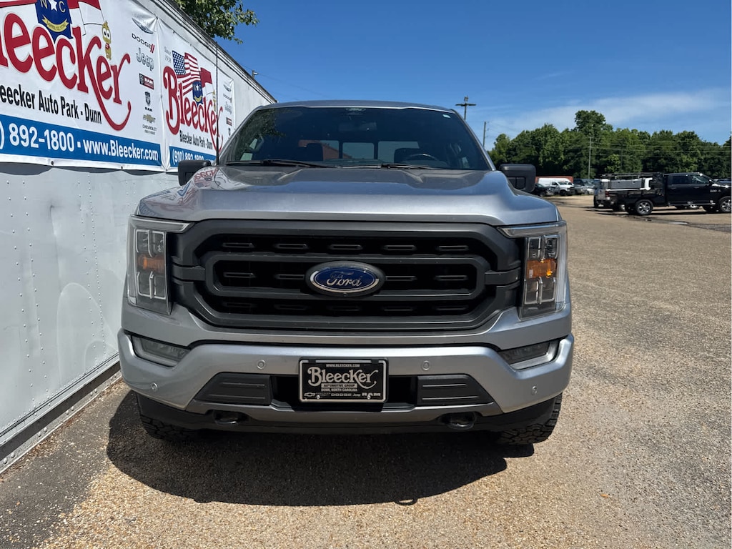 Used 2022 Ford F-150 XLT 4WD Supercrew 5.5 Box Truck SuperCrew Cab