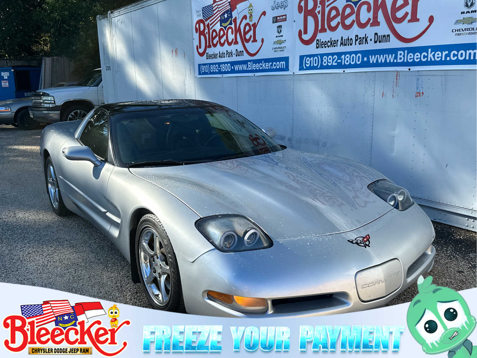 2002 Chevrolet Corvette Base's photo