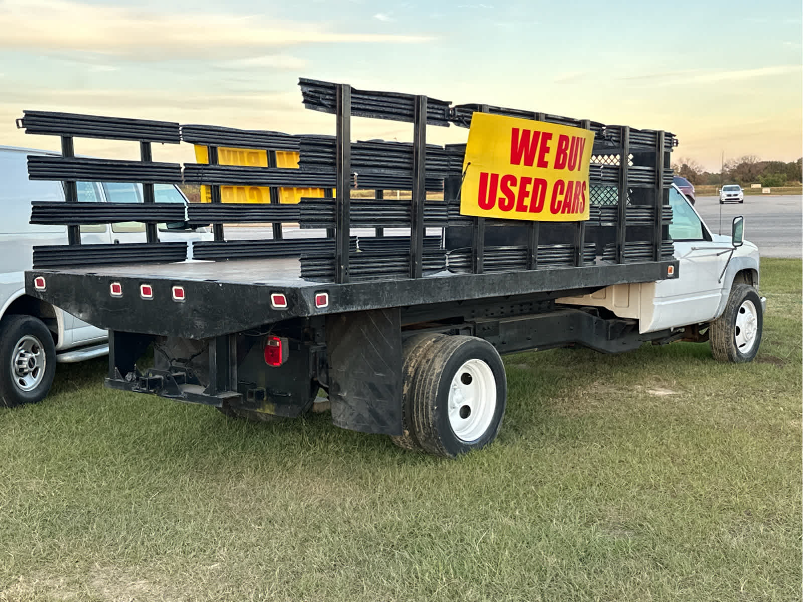 1995 Chevrolet Silverado 3500HD Base photo 3
