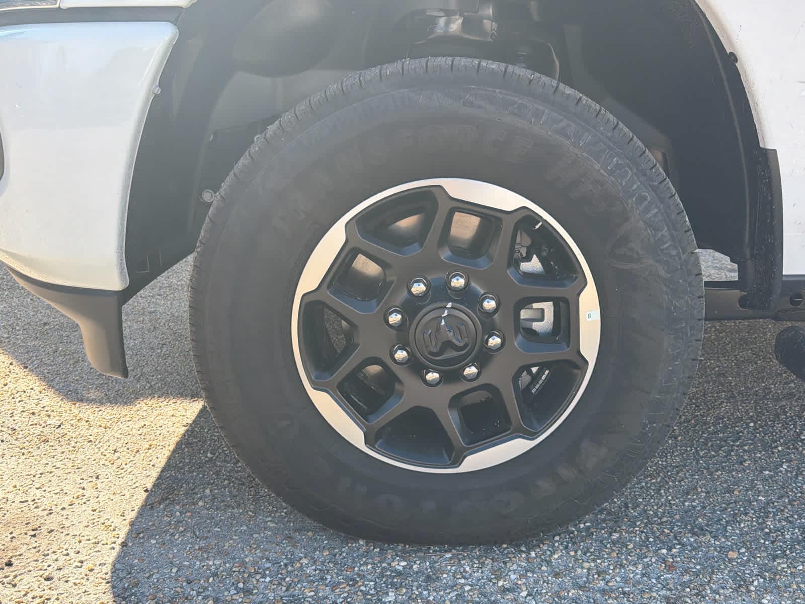 2025 RAM 2500 Laramie - Photo 10