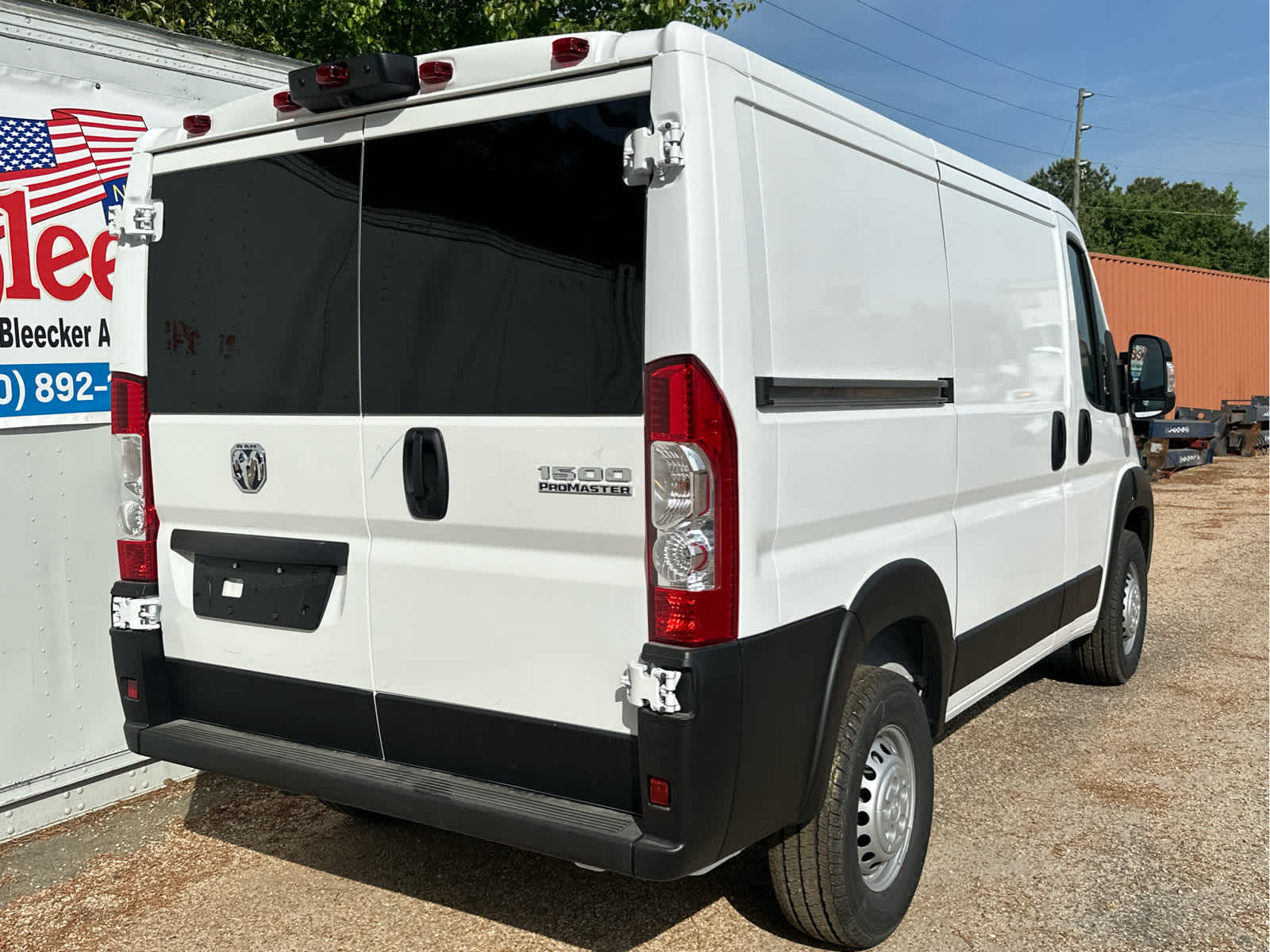 2025 Ram ProMaster 1500 photo 3