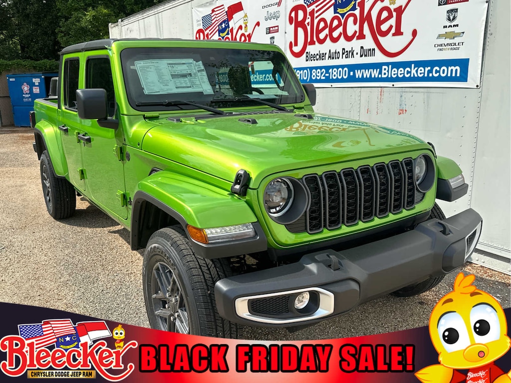 New 2025 Jeep Gladiator Sport Pickup