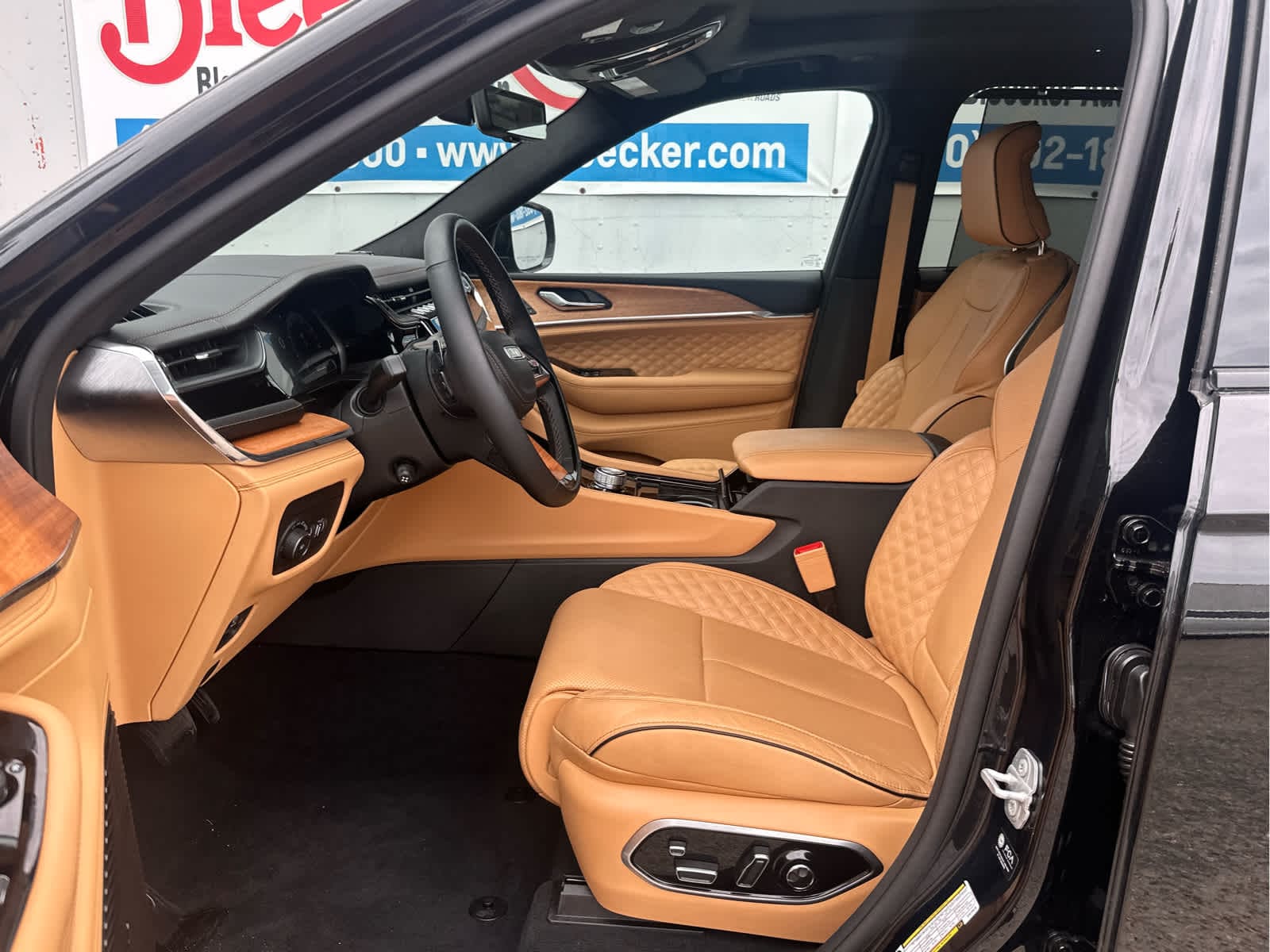 2025 Jeep Grand Cherokee L Summit Reserve - Photo 25