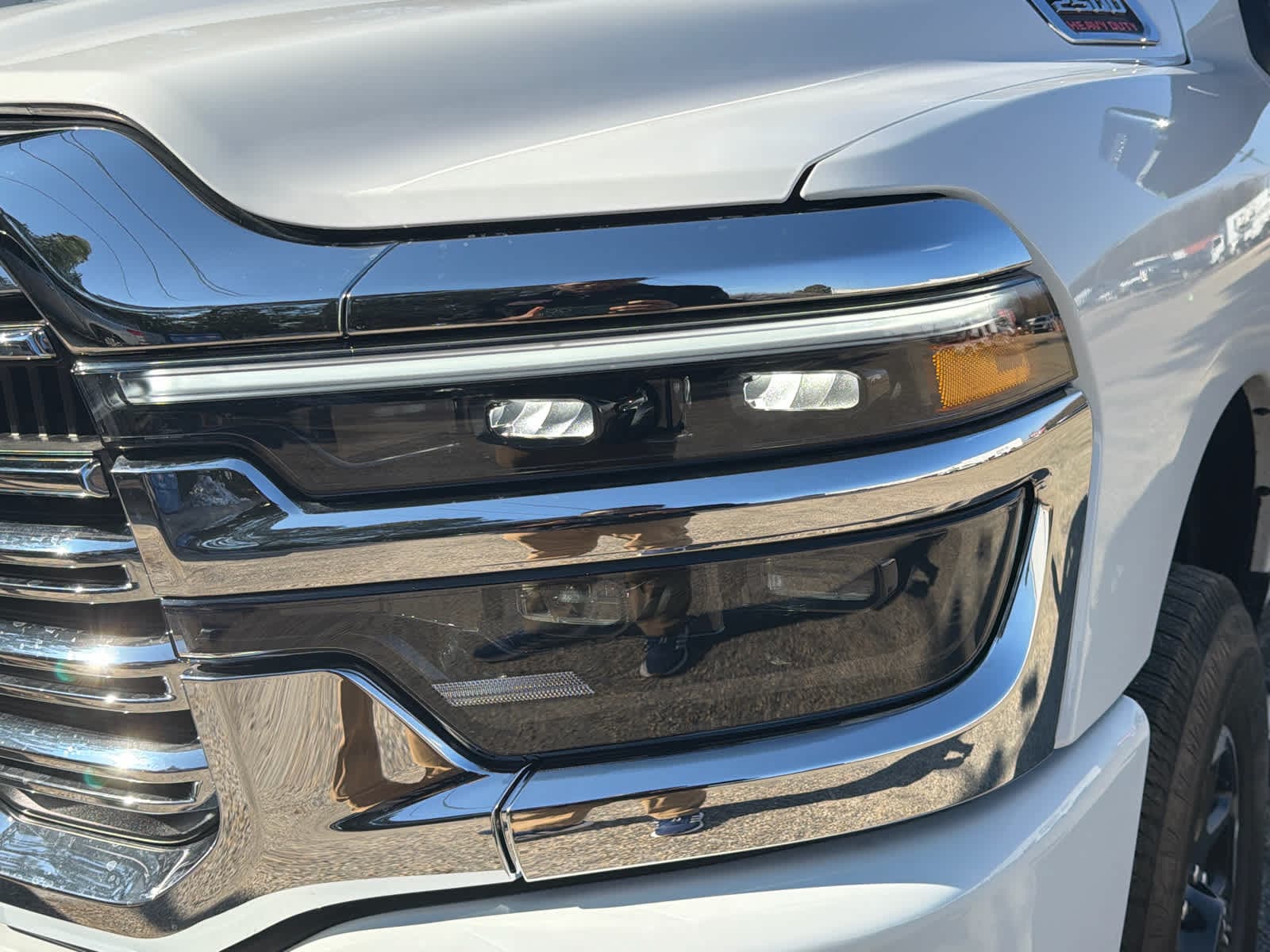 2025 RAM 2500 Laramie - Photo 9