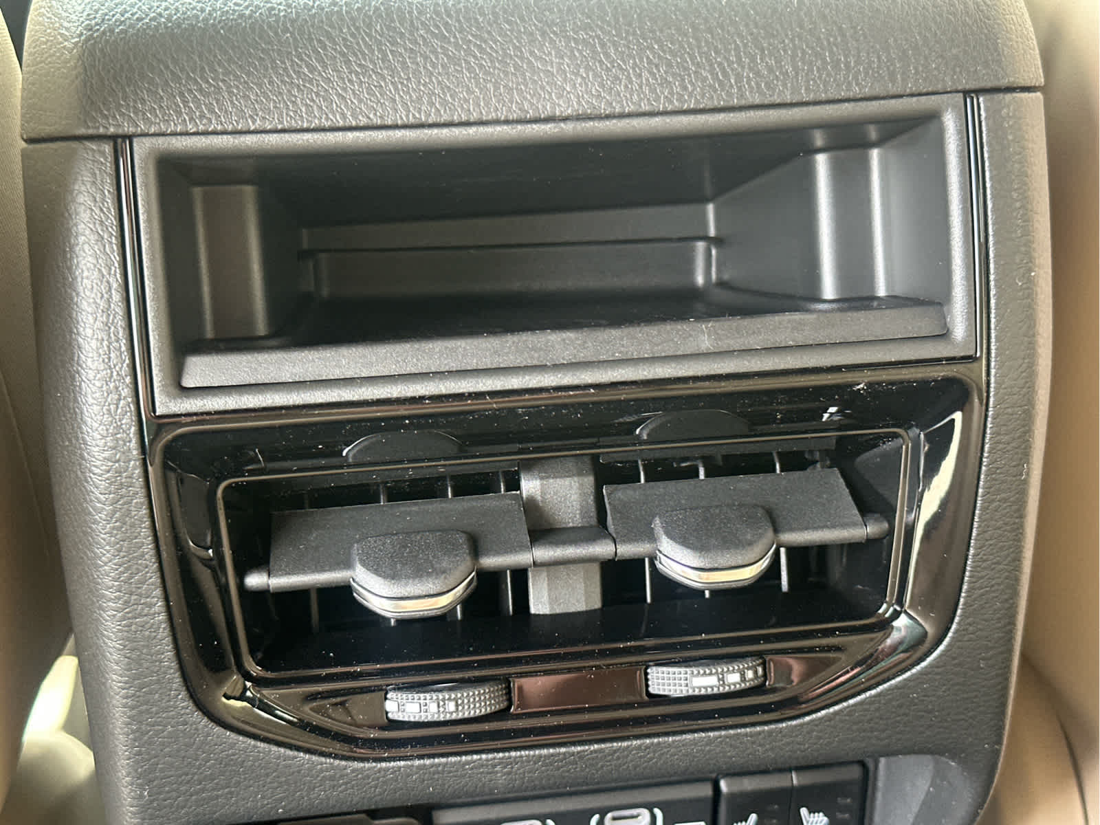2025 Jeep Grand Cherokee Limited - Photo 55