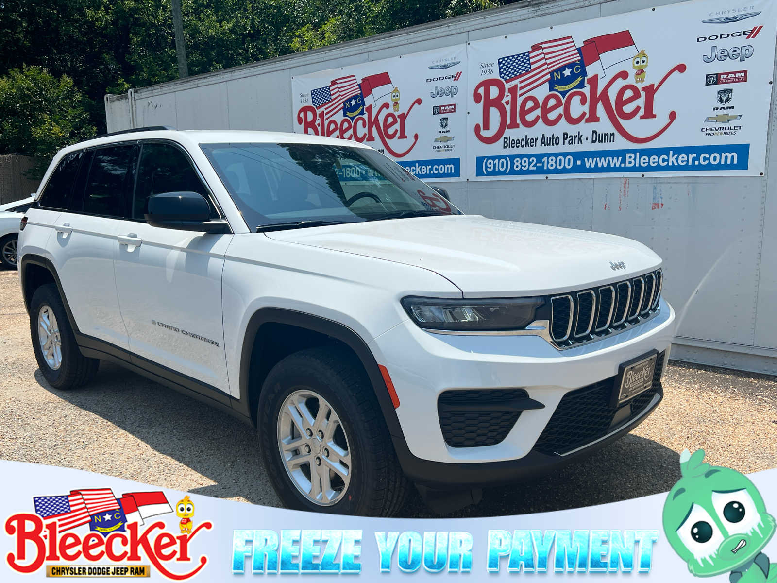 2025 Jeep Grand Cherokee Laredo's photo