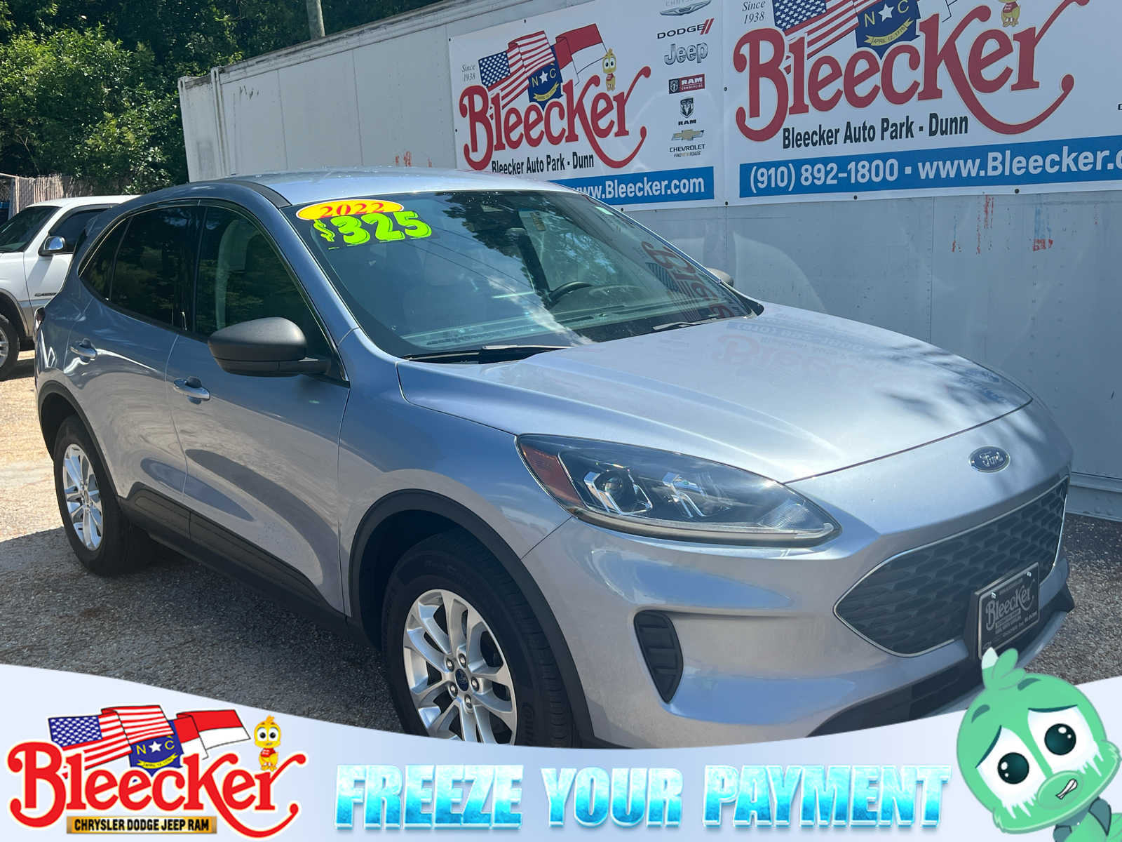 2022 Ford Escape SE's photo