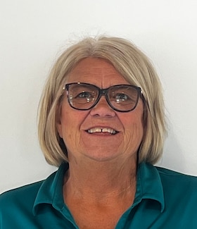 Staff member Rhonda Miller from a1f12b3c0b00