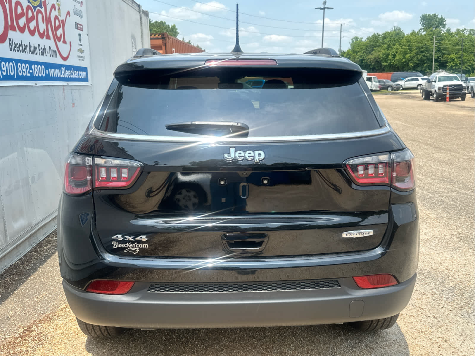 2025 Jeep Compass Latitude photo 4