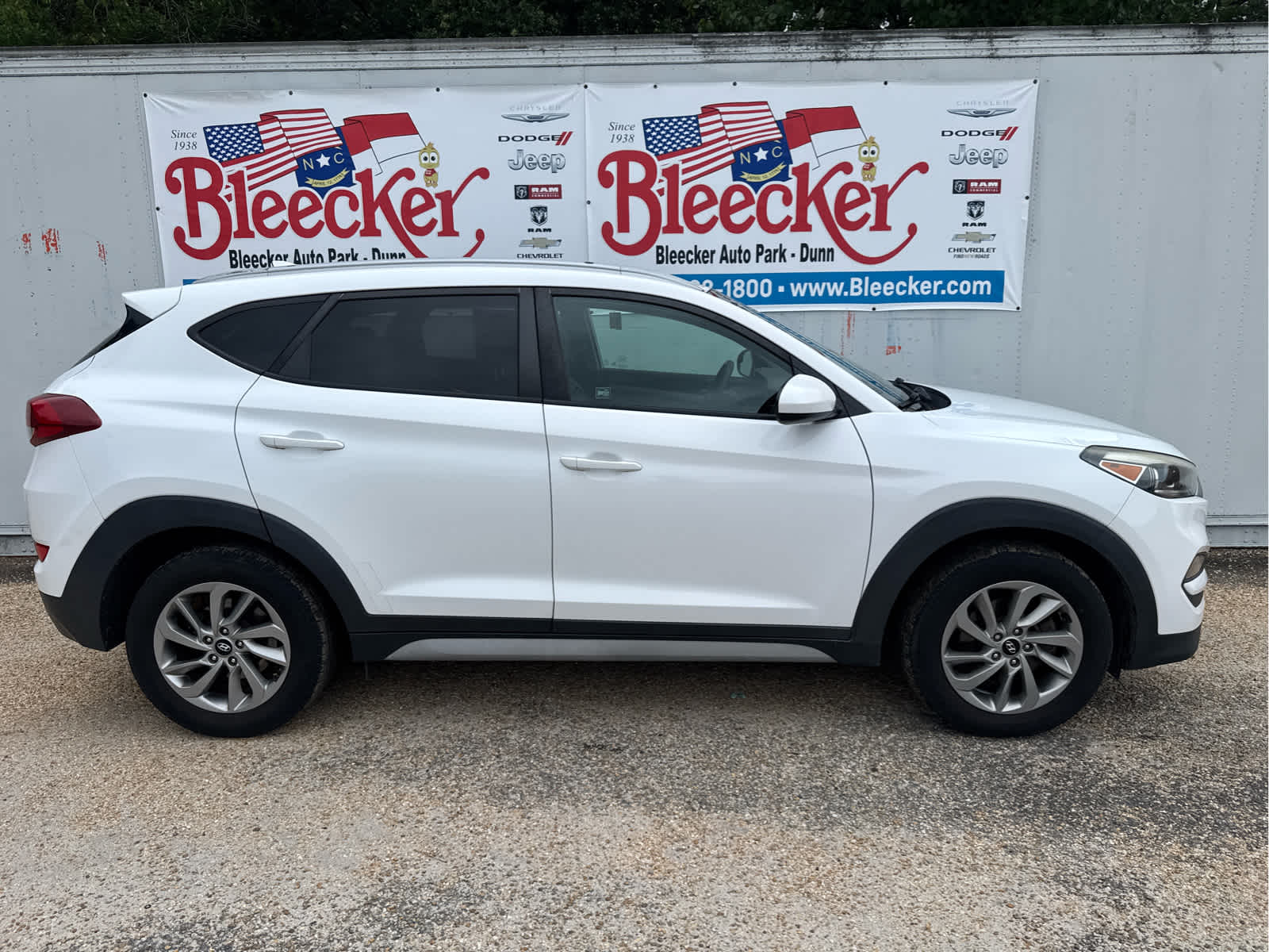 Used 2018 Hyundai Tucson SEL with VIN KM8J3CA47JU667796 for sale in Dunn, NC