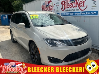 2019 Chrysler Pacifica Touring L Plus Van Passenger Van