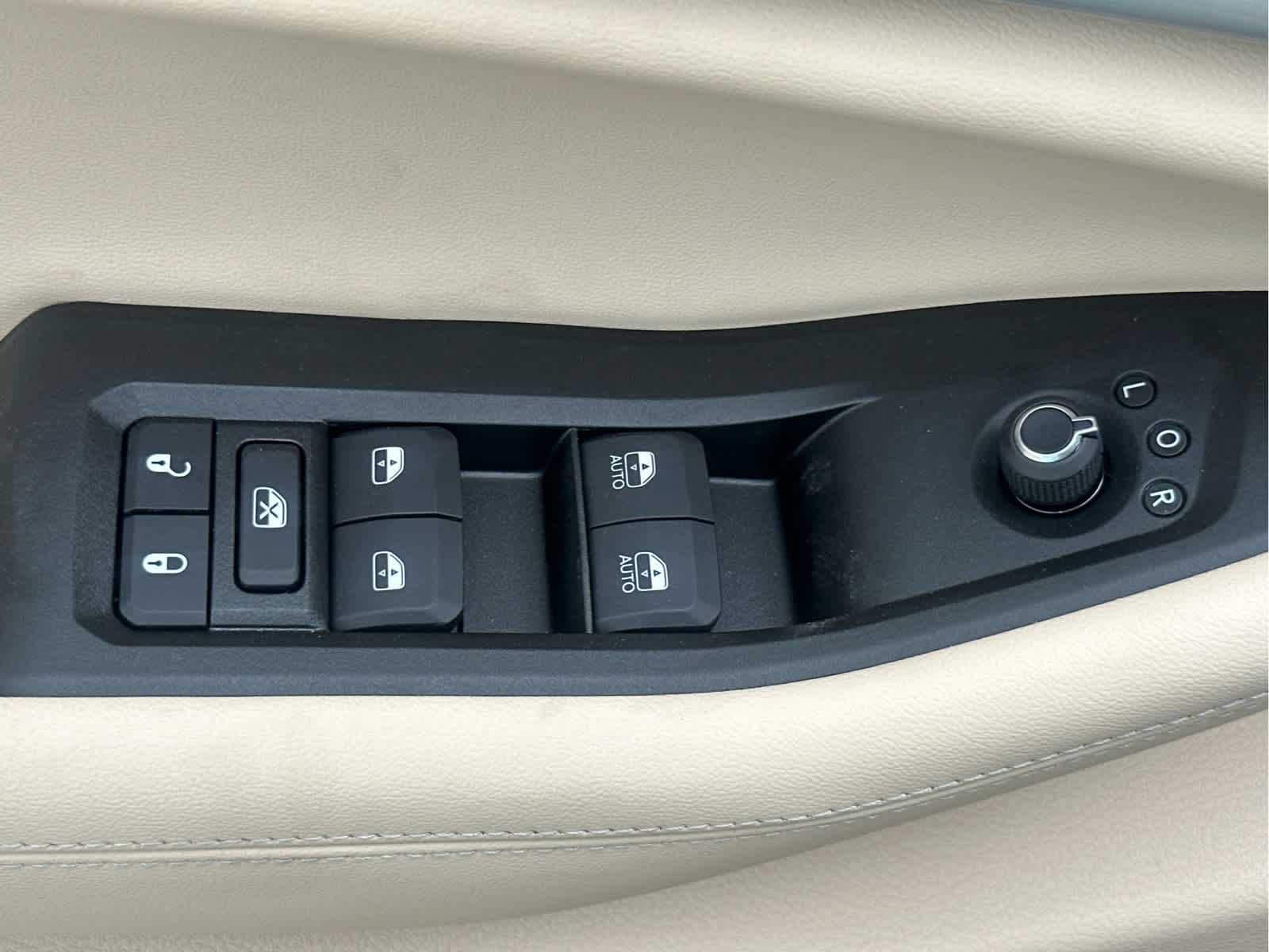 2025 Jeep Grand Cherokee L Limited - Photo 28