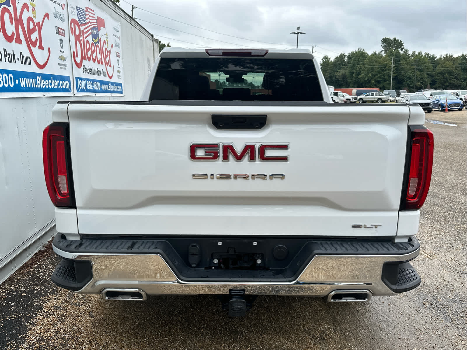 2023 Gmc Sierra 1500 SLT photo 2