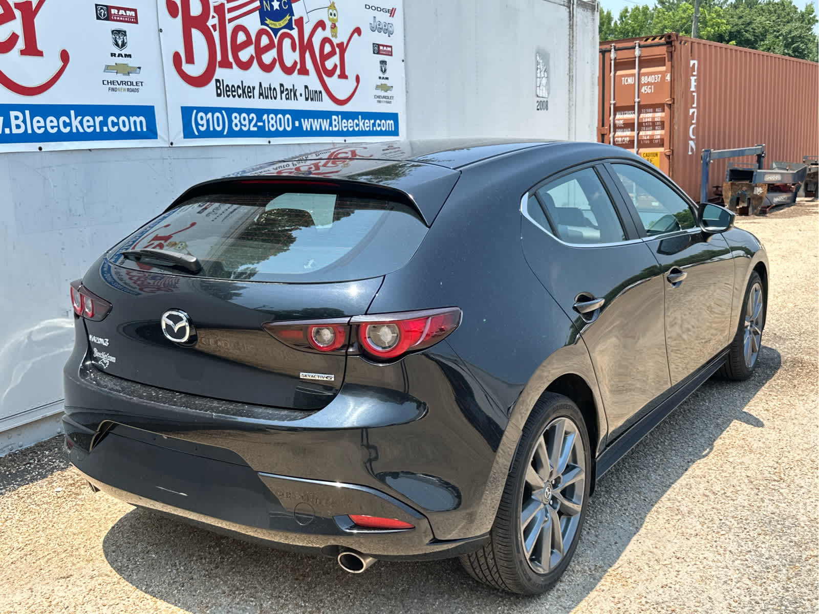 2023 Mazda Mazda3 Hatchback 2.5 s Preferred photo 3