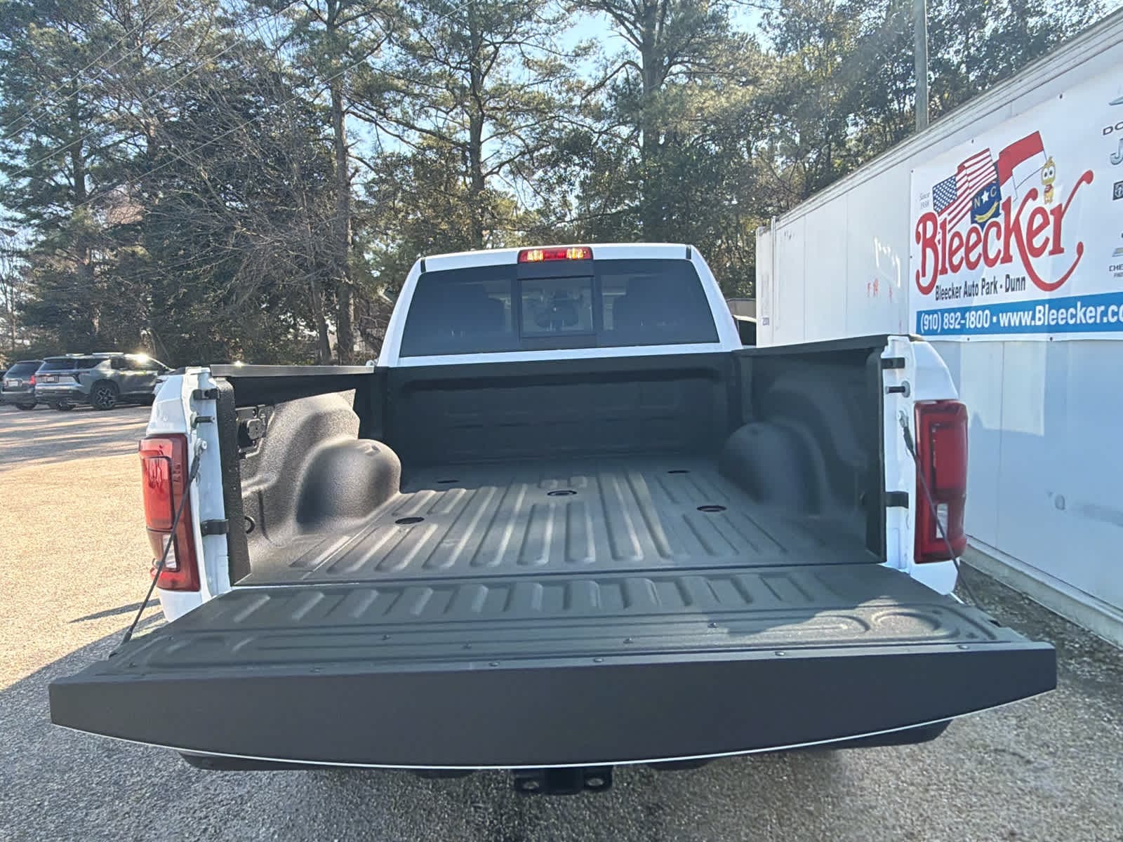 2025 RAM 2500 Laramie - Photo 17
