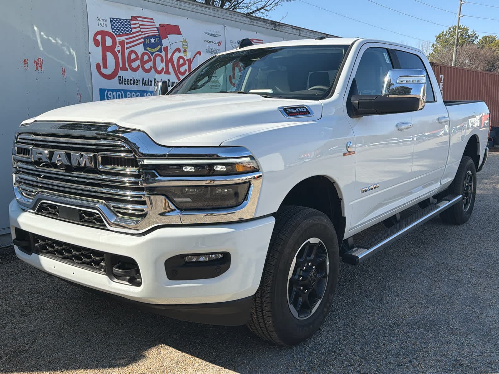 2025 RAM 2500 Laramie - Photo 6