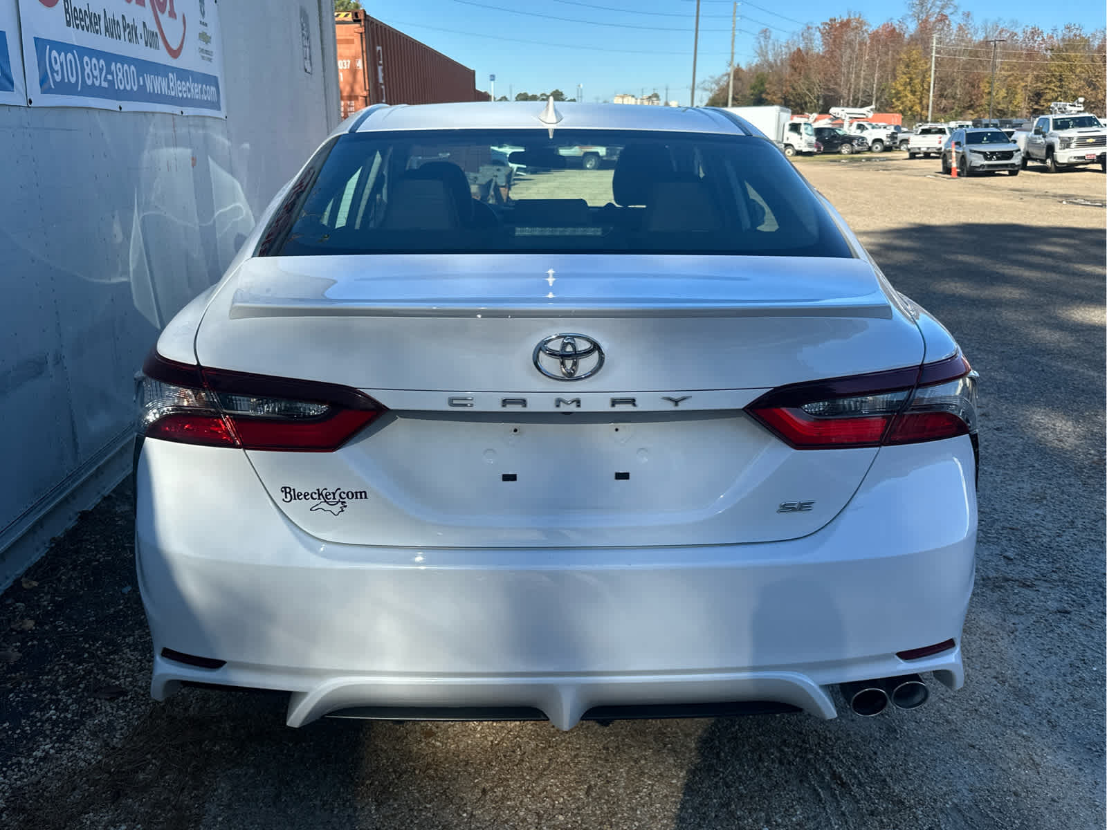 2024 Toyota Camry SE photo 4