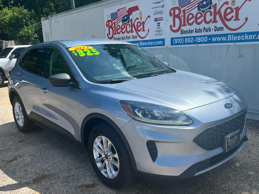 Used 2022 Ford Escape SE SUV