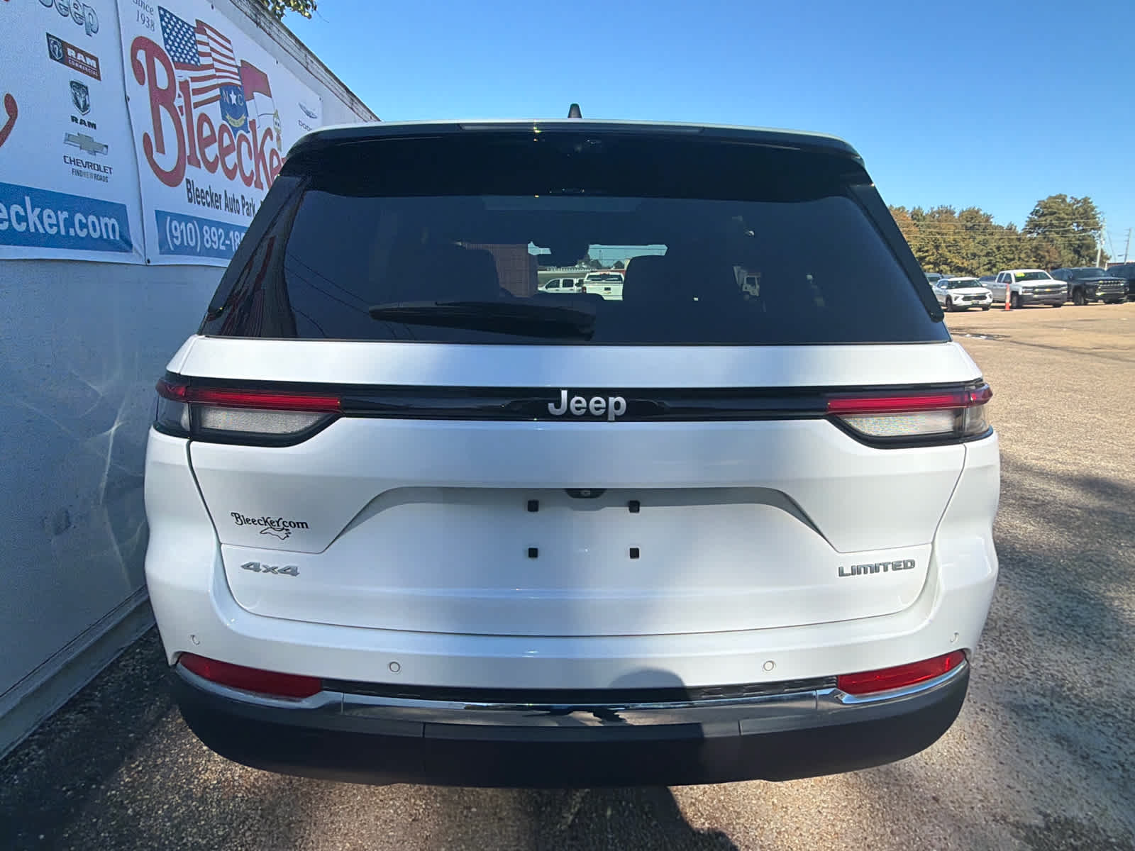 Used 2024 Jeep Grand Cherokee Limited SUV