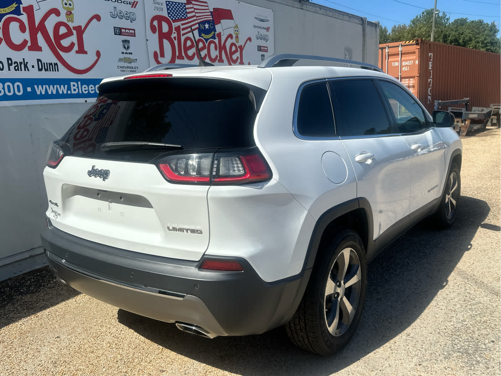 2019 Jeep Cherokee Limited photo 2