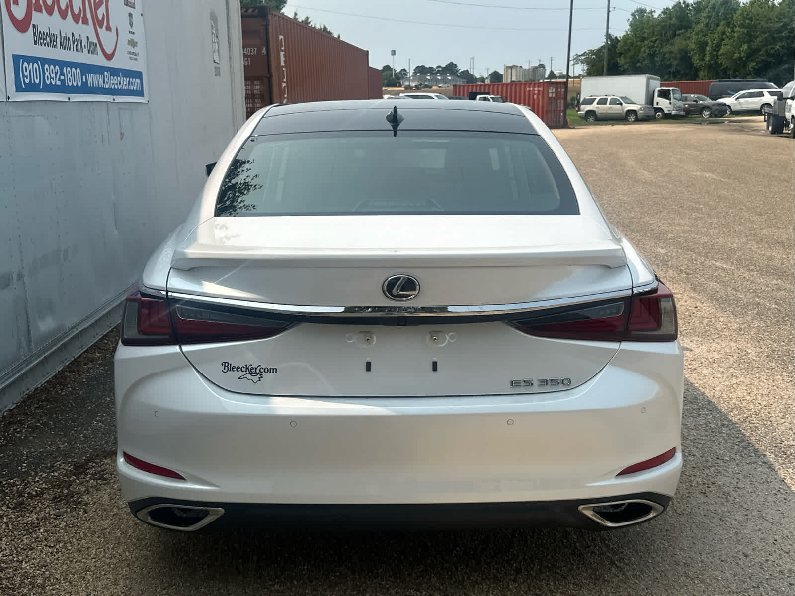 2024 Lexus ES 350 Ultra Luxury photo 4