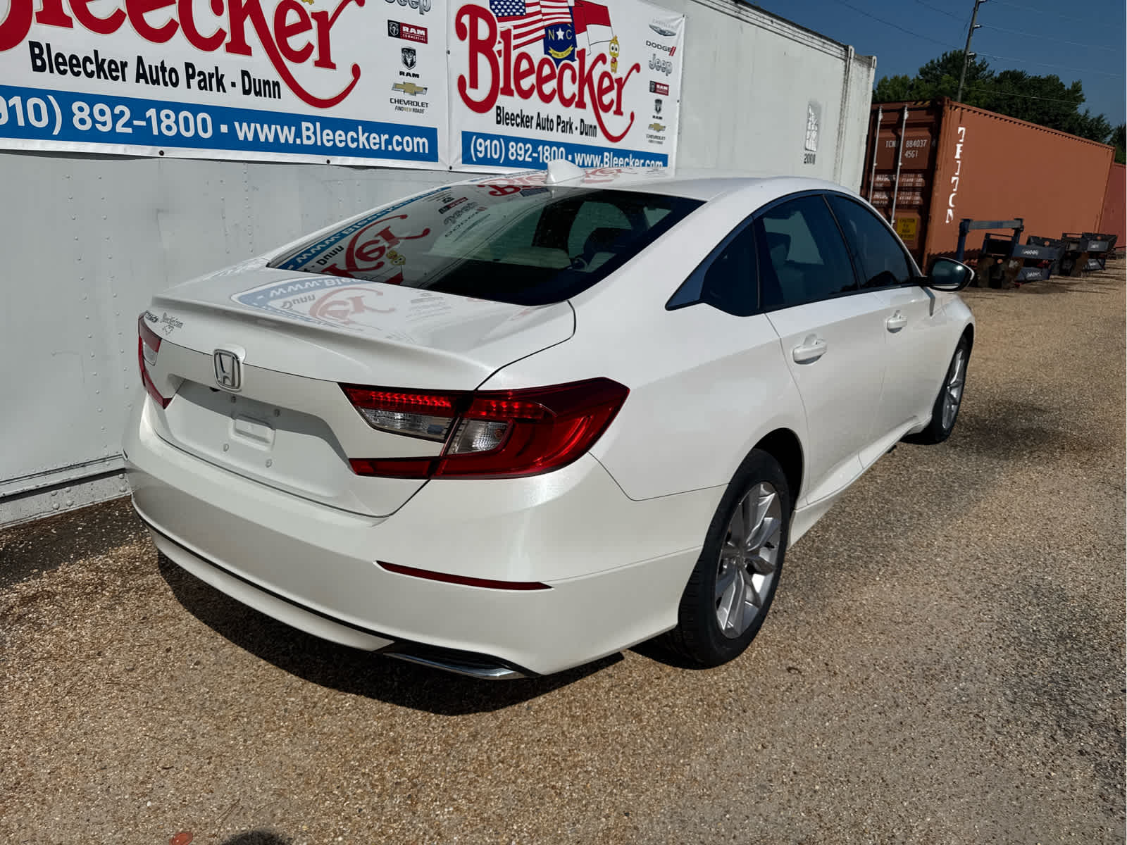 2022 Honda Accord LX photo 3