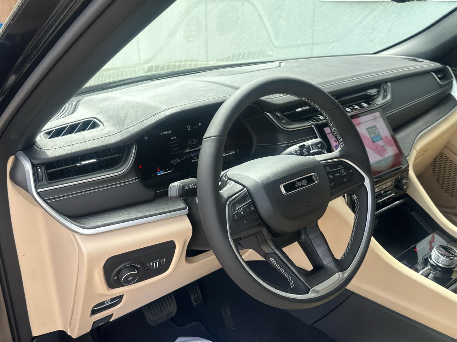 2025 Jeep Grand Cherokee Limited - Photo 34