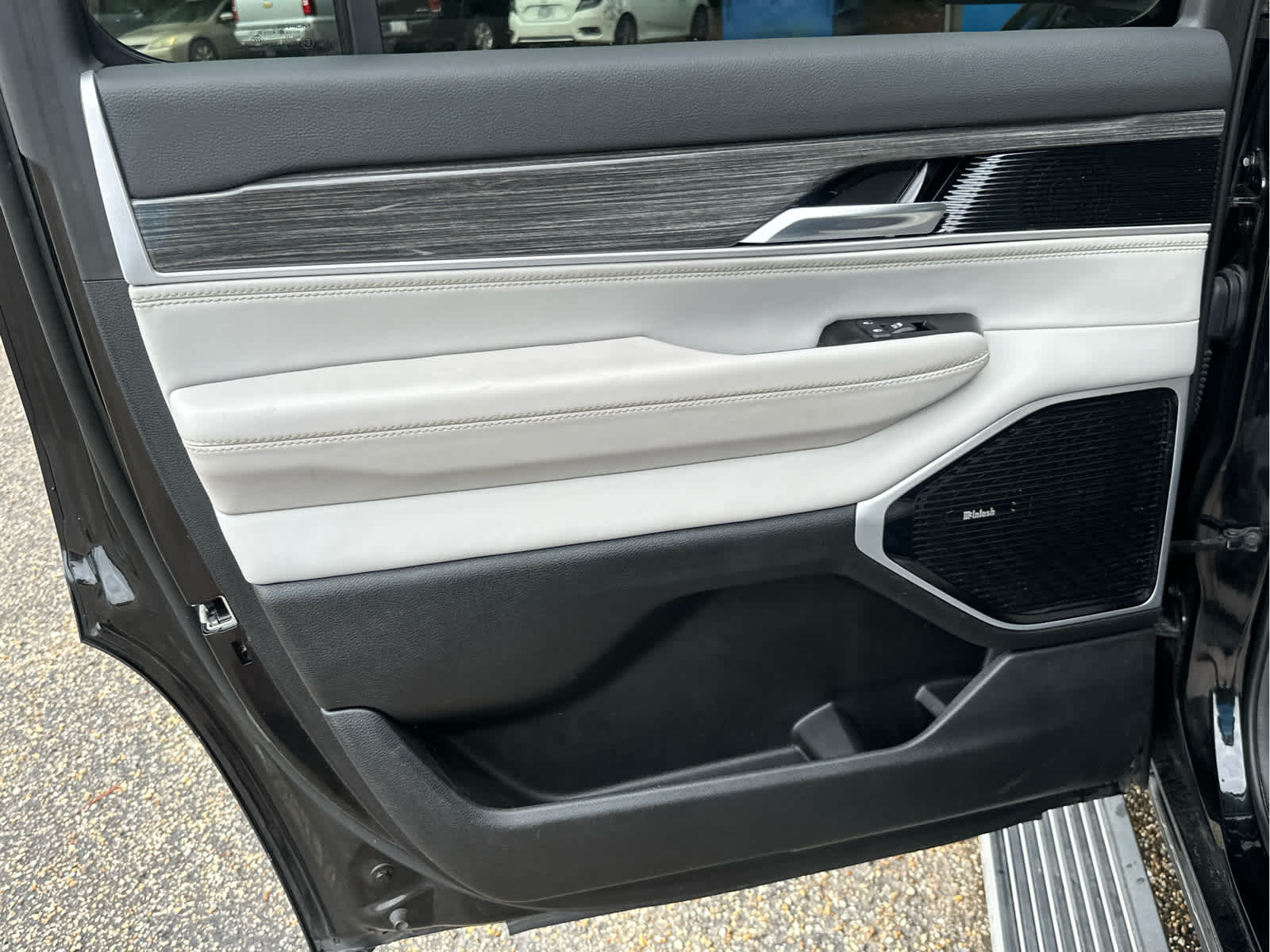 2022 Jeep Wagoneer Series III - Photo 41